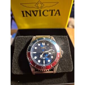 Invicta Pro Diver Curve Men's Watch Retail $249